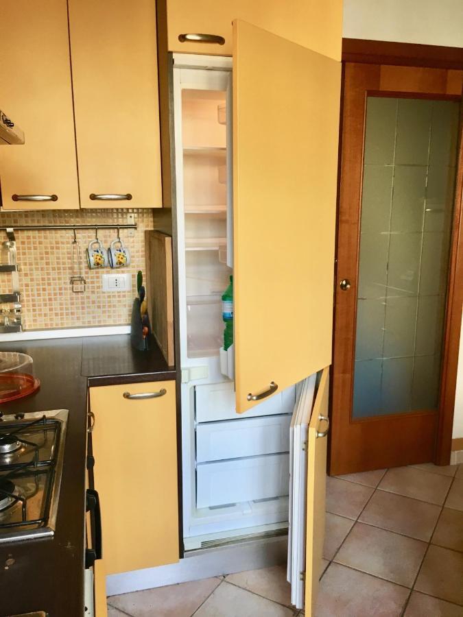Casa Delfino - Appartamento Centro Storico A Due Passi Dalla Spiaggia & Mare, Porto & Ferrovia チビタベッキア エクステリア 写真