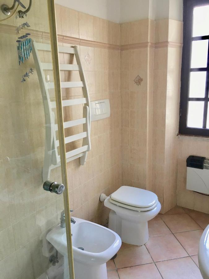 Casa Delfino - Appartamento Centro Storico A Due Passi Dalla Spiaggia & Mare, Porto & Ferrovia チビタベッキア エクステリア 写真